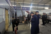 西咸新區消防救援支隊涇河大隊聯合行政執法局開展“掃碼入企”聯合檢查